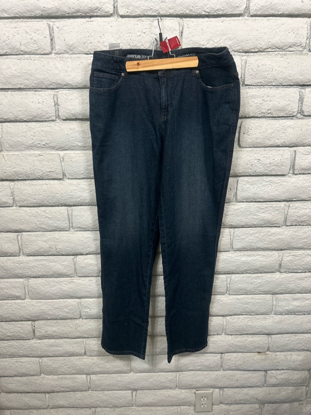 Avenue Dark Blue‎ Denim Jeans Embroidered Pocket  Zip 5-Pocket Women Size 16T